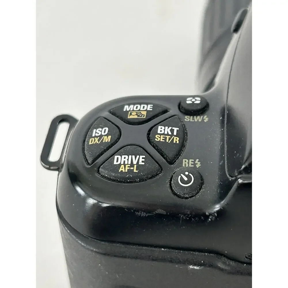 Nikon N6006 Camera With Tamron AF Tele-Macro 35-90 mm Lens Tested Working